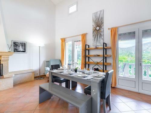 Holiday Home Villa Les 4b