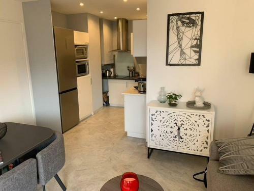 Apartamento T2 Climatis�, Centre Ville, 1mn De La Plage