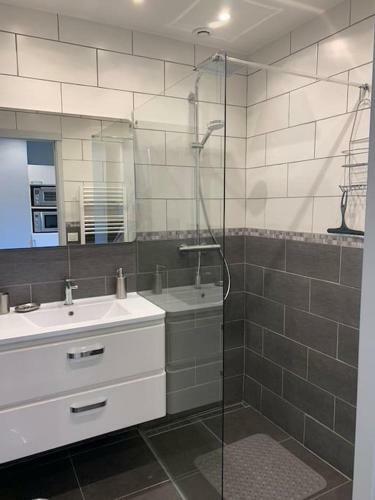 Apartamento T2 Climatis�, Centre Ville, 1mn De La Plage