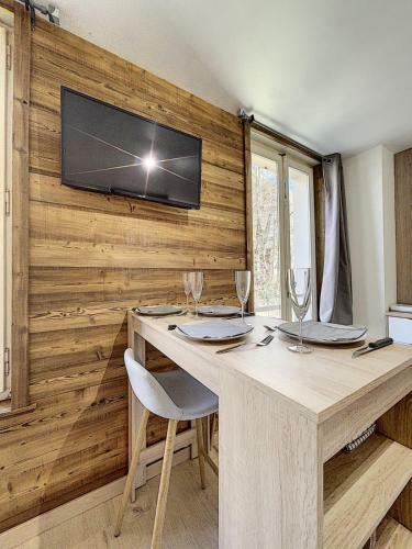 Apartamento Nice And Cosy 25m At 15 Km From The Center