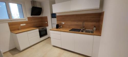 Apartamento Appartement 2 Pi�ces Au Centre De St-rapha�l