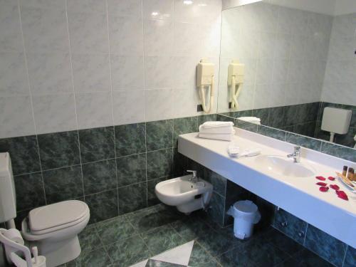 Green Hotel