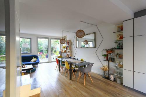 Apartamento Atypical House With Gardens Near Paris