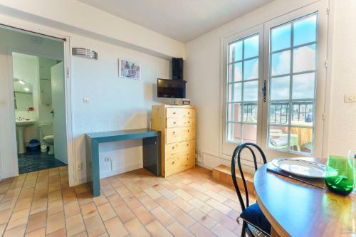 Apartamento Le David : *jolie T2* Terrasse, Parking Et Piscine.