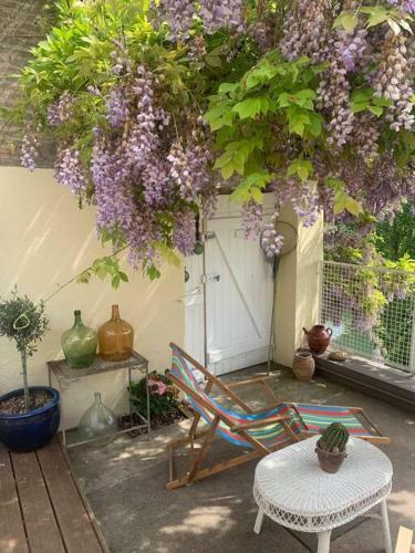 Agr�able Petite Maison Situ�e Au Bord Du Doubs