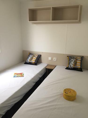 Mobile Home 69131 Tybreizh Holidays At La Carabasse