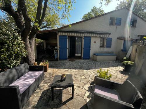 Maison Dans Domaine Priv�