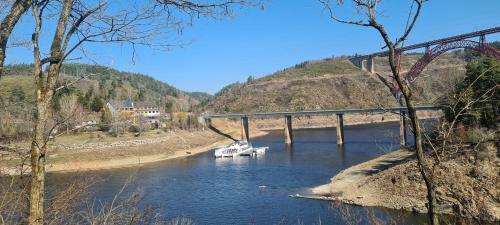 Garabit Hotel