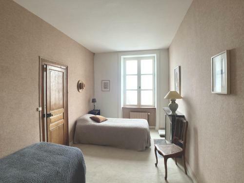 Hostal Maison D'h�tes La Doucelle