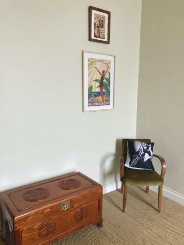 Hostal Maison D'h�tes La Doucelle