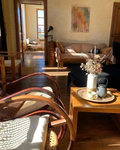 Hostal Maison D'h�tes La Doucelle