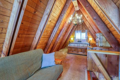 Cozy Mountain Escape In The Sierras