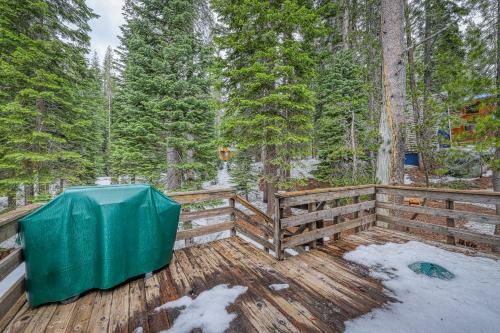 Cozy Mountain Escape In The Sierras