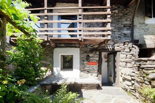 Hostal Rustici Della Verzasca Ferien Wohnungen
