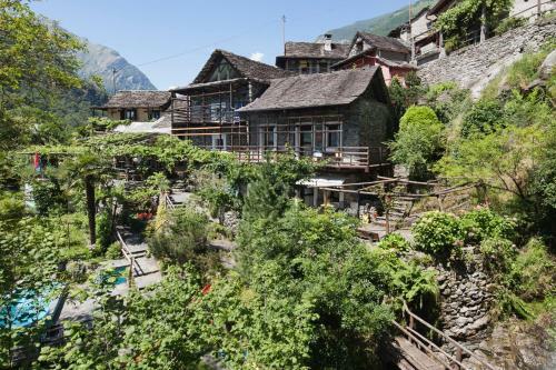 Hostal Rustici Della Verzasca Ferien Wohnungen