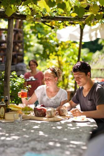 Hostal Rustici Della Verzasca Ferien Wohnungen