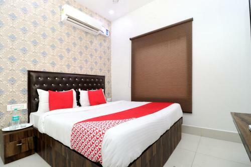 Oyo 26591 Hotel Angad Inn