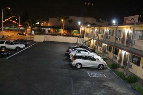 Astro Motel