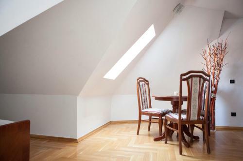 Bed & Breakfast Villa Mali Raj