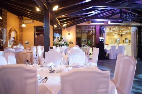 Bed & Breakfast Villa Mali Raj