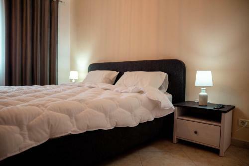 B&B Xhelo
