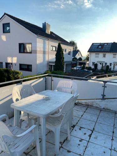 Modernes Haus Mit Garten & Balkon - Gratis Wlan