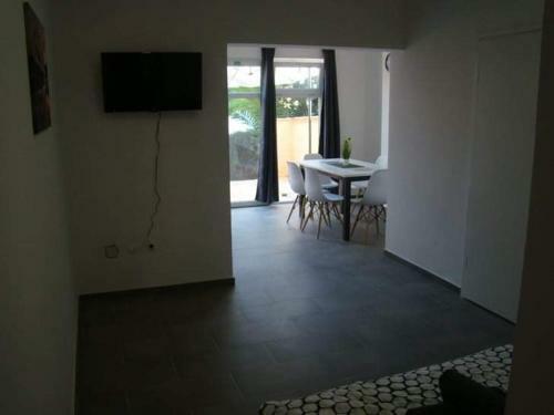 Apartmani Biba, Vir