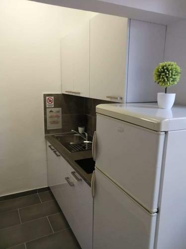 Apartmani Biba, Vir