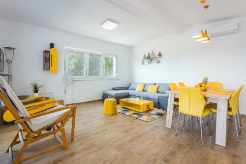Apartment Sunny Sunny