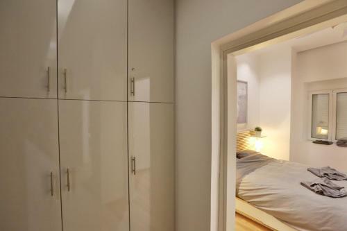 Luxury Apartment Near Acropolis
