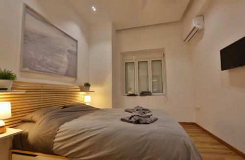 Luxury Apartment Near Acropolis