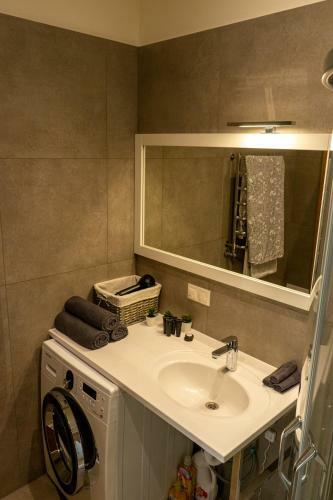 Cozy Apartment At Central Market - Liepajas Heart