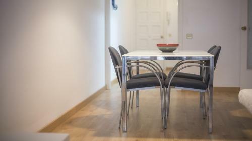 Apartamento Montserrat 32-1