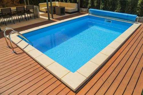 Villa Vila ?marca Remodeled House With Pool