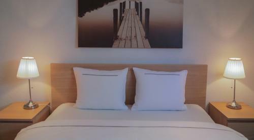 Villa Vila ?marca Remodeled House With Pool