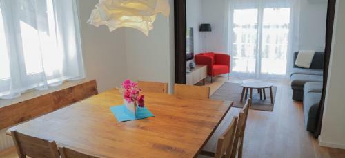 Villa Vila ?marca Remodeled House With Pool