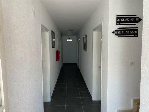 Hotel N?l Mars Otel
