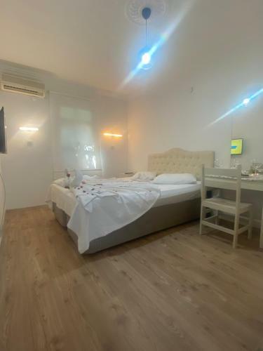 Hotel N?l Mars Otel