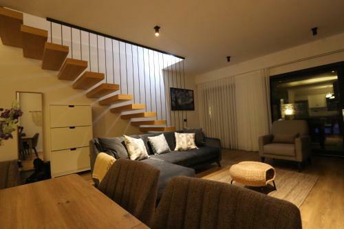 Luxurious, Modern Villa With Private Pool In Cesme