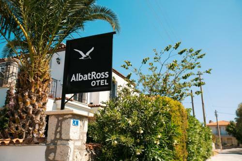 Ala�at? Albatross Hotel
