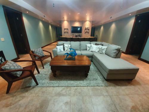 Fishers Landing Boutique Hotel