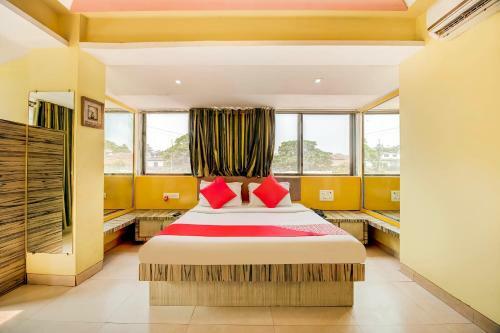 Hotel Oyo 8762 Arma Executive