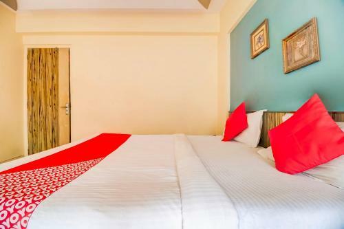 Hotel Oyo 8762 Arma Executive