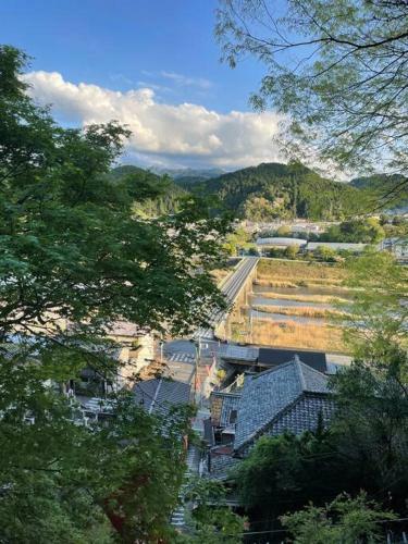 Nara Yoshino, A Hideaway With A Superb View