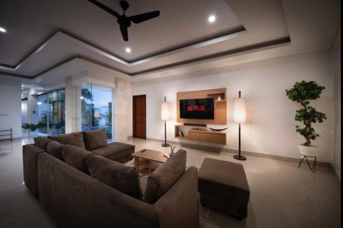 Luxury One Bedroom Villa