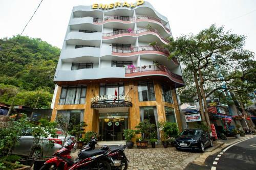 Hotel Kh�ch S?n Thanh S?n C�t B�