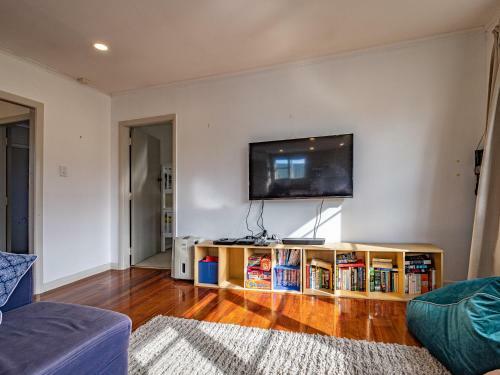 Drasko's Den - Ohakune Holiday Home