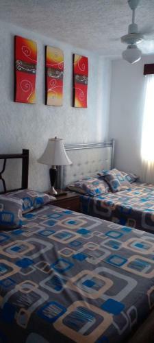 Se Rentan Casas En Ixtapa 44-36-98-08-16