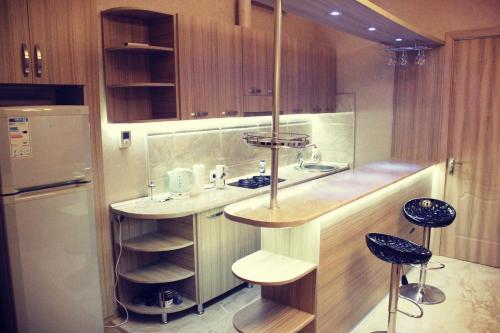 Apartment On Janashia 13