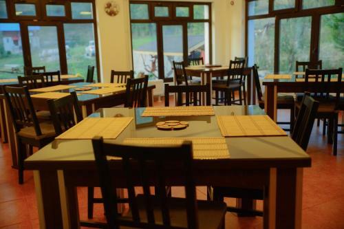 Hostal Pensiunea Fish Valley